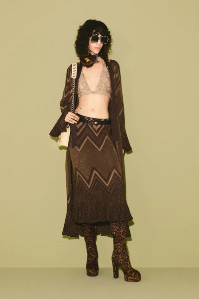 Look 7